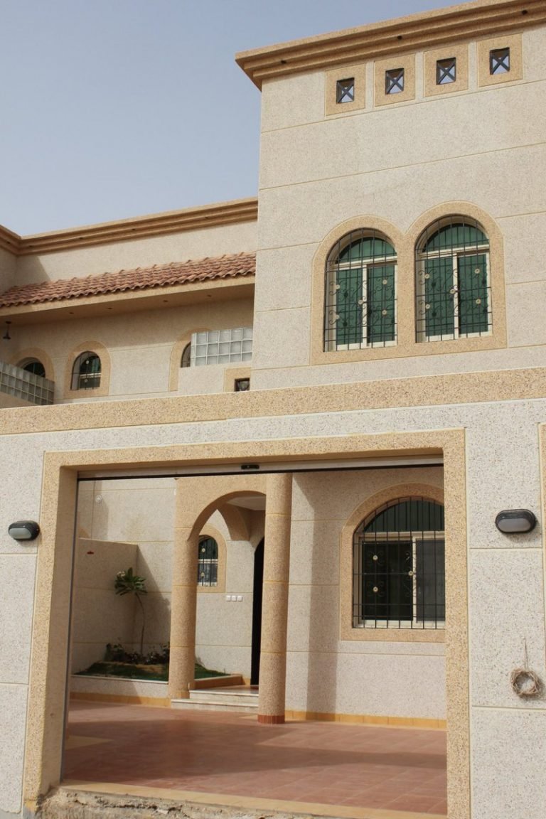 مليس بالدمام